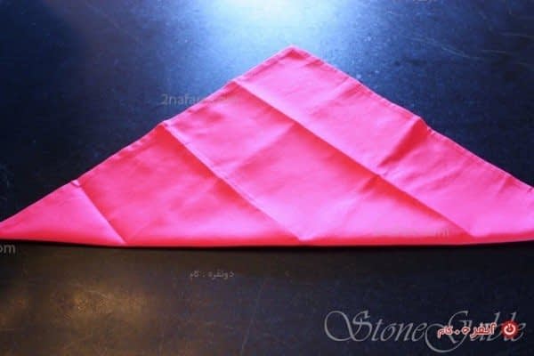 آموزش مرحله به مرحله تزیین دستمال سفره به شکل رز برای سفره آرایی