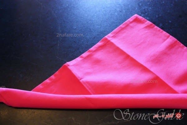 آموزش مرحله به مرحله تزیین دستمال سفره به شکل رز برای سفره آرایی