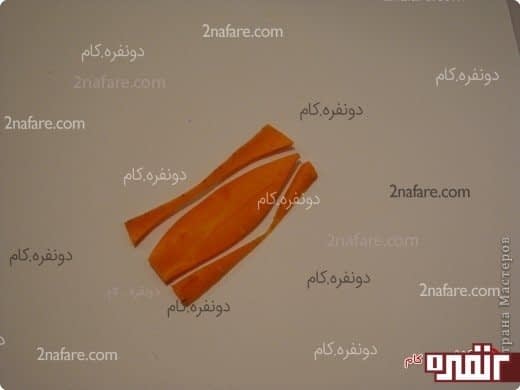 تزیین غذا با هویج به شکل برگ