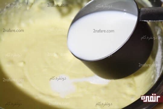 اضافه کردن تدریجی شیر